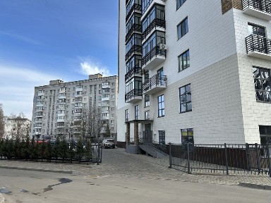 Продаж новобудови 61 метр Київська 14-А від забудовника