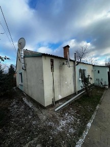 Окремий будинок для тривалої оренди