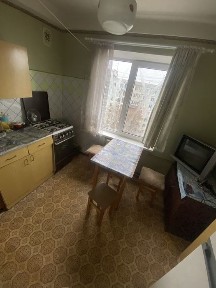 Здам квартиру в цкнтрі, вул. Шкільна