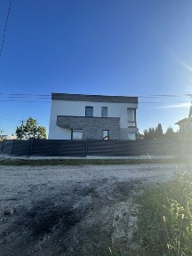 Продаж сучасних котеджів