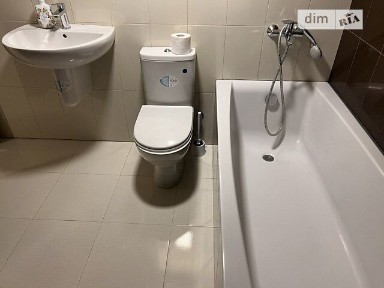 Здам подобово 2к квартиру на вул. Софіївка 39 • ID 25330555