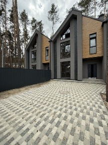 Таунхаус 125 м в лісовій Бучі біля Бістро Пекаря. Буча