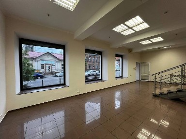 Сдам помещение 430 м. кв. свободн. назнач, центр Артема 4, красная линия