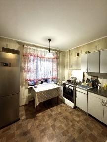 Продается 1 ком кв в Осипенковском р-не по ул Зестафонская