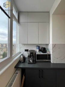 Продаж великої 3 кім квартири з ремонтом / Постанови та Програми