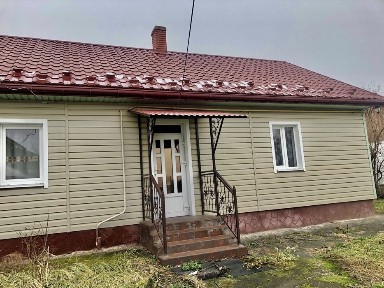 Продається якісний деревʼяний будинок