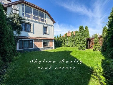 Оренда 3-поверхового будинку 264 м² на Нивках. Без комісії