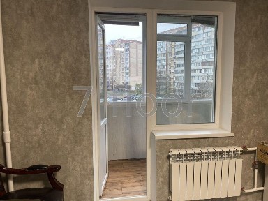 3 кімнатна квартира Троєщина Каштанова метро Почайна