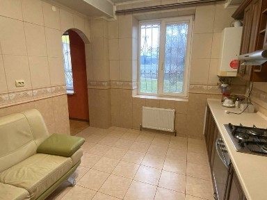 Здам простору 1-кімнатну квартиру на тривалий термін