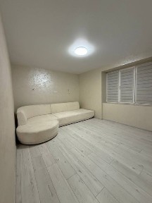 Здам 2-кімнатну квартиру в центрі