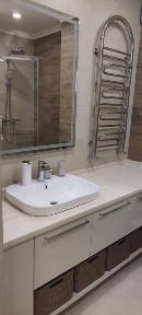 Двох кімнатна + паркомісце