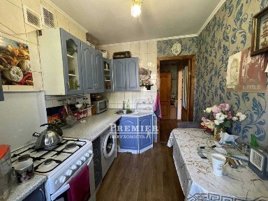 3 комнатная квартира 58 м2 Хорошее Состояние ул. Филатова