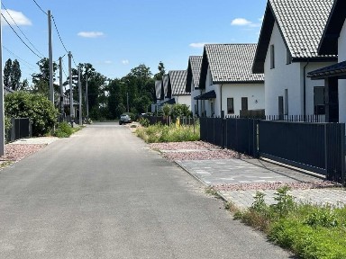 Будинки у котеджному містечку, 3 км від Бортничів