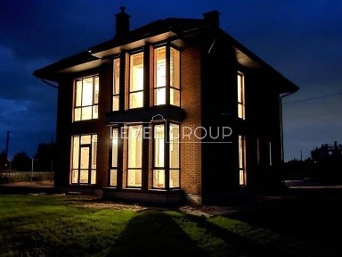 Продаж цегляного будинку з каміном - Іванковичі.