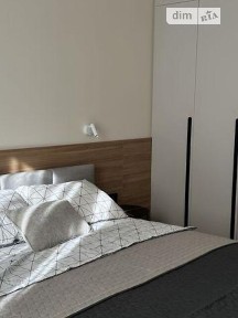 Всеволода Змієнка вулиця, район Подільський, Київ, метро Нивки, вул. Всеволода Змієнка 34/21 • ID 33768983