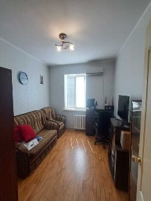 2к. квартира, обжита новобудова, Сади, 58м2, косметичний ремонт