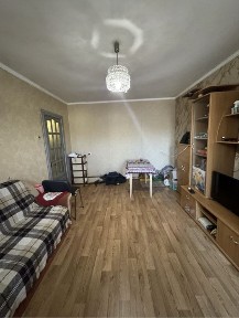 Аренда 2-ком. кв на Левом берегу, 10 микрорайон/ 1этаж