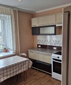 Продаж 2 к квартири по вул. Молодіжна