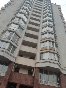 Продам 3 кімн. квартиру з ремонтом та мебелью по вул. Шевченко 46