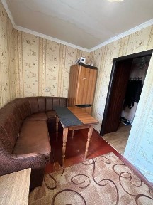 5 поверх, цегляний будинок