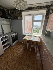 Продам 2кім квартиру