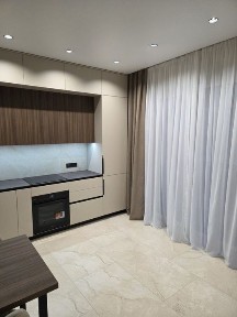 МакДоналдс. Світло НЕ виключають. Перша здача 2+ к. квартири. Центр