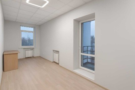 ОФІС З РЕМОНТОМ, площа 20.2 м2.