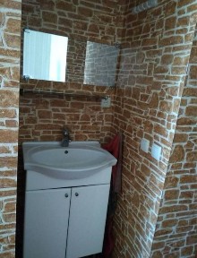 Комуналка в центре, всегда со светом !