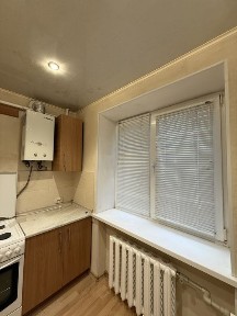 Продается 1 комнатная квартира. Кирпичный дом. Славянск.