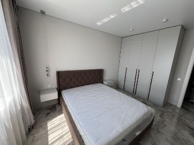 Продаж гарноі 2кім квартири поряд з парком