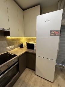 Семицвіт, Шевченка, 3 ізольовані кімнати, 3 кондиціонера, сейф