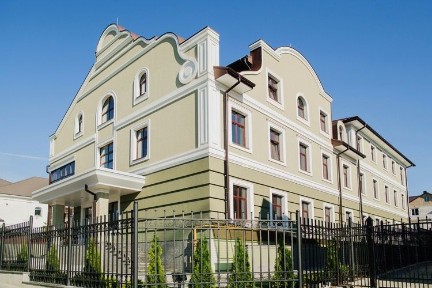 Будинок 2373 м2 в історичному центрі Луцька БЕЗ%