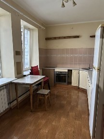 Здається в оренду 3х кімнатна квартира. Район Лікарні