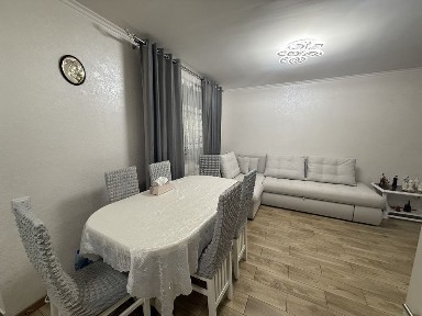 Продається 2-х кімнатна квартира Східний, проспект Степана Бандери