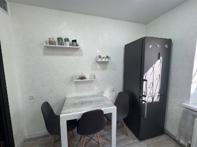 Продам 2 к 11 микр Левый берег