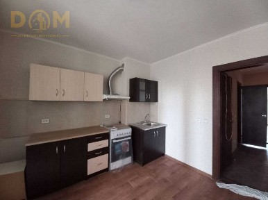Продажа 3-комнатной квартиры 95 м², Балтийский пер., 1