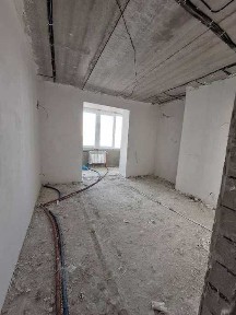 Продам 1к. квартиру жк <a href='/newbuilding/7079/view/zk-rogatinskii'>Рогатинский</a>. Ц. Рынок, Клочковская. Лазурный