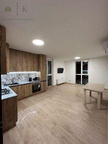 Продам 2 кім. квартиру, вул Роксоляни 1 ЖК CONTINENT GREEN