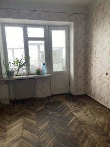 Продам 2 кім. квартиру. Пл. Б. Хмельницького