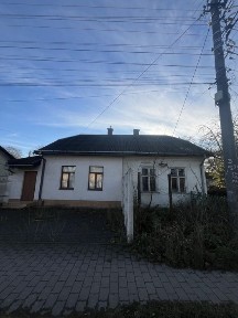 Продається нежитлове приміщення в Стрий