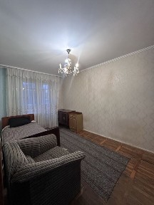 Продаж 2- кімнатної квартири біля «літака» | пр. Молоді