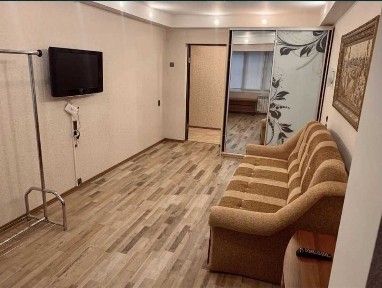 Продам 2к квартиру на Победе