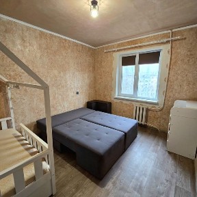 Зручна локація! Соцмісто 2 кімнатна - Соборності, 100