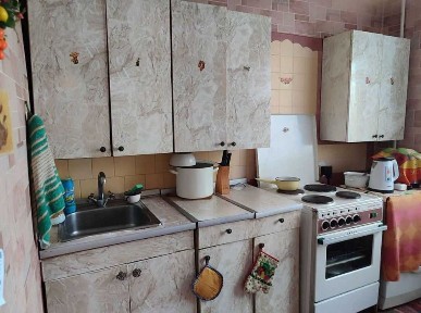 2 кім 52 м2 середній поверх багатоповерхівки район БЕРЕЗИНКА (711423)