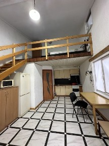 Оренда частини будинку 1 кімната (квартирного типу) вул. Євнена Деслава