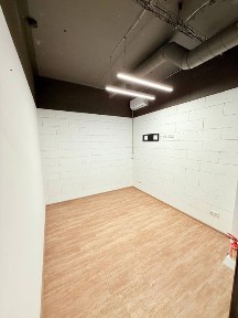 Здам офісне приміщення в сучасному Бц в 2 хвилинах від метро