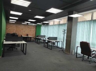 Без %, офіс, 65 кв. м,світло, вода, опалення є завжди, ліфти працюють 24/7