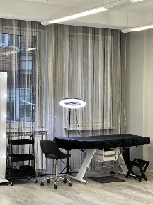 Київ, Оболонський, вулиця Левка Лук'яненка 21