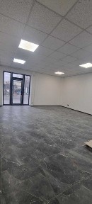 Здається приміщення. Центр.