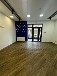 Оренда фасадного офісу в центрі міста 150 м2